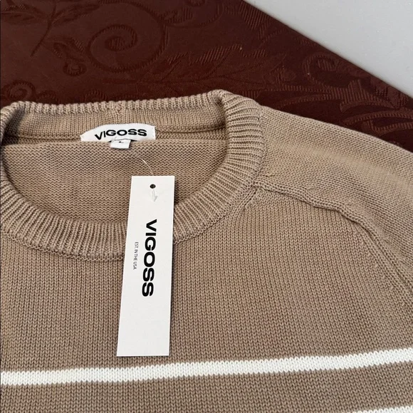 Vigoss Short Sleeve Nautical Stripe Sweater. Size L - Picture 6 of 13